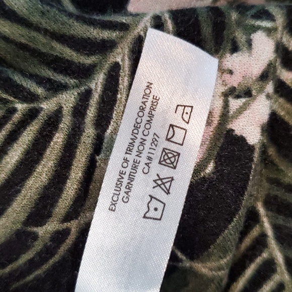 Tropical floral romper with tassles pink flower palm fronds and ferns - Picture 15 of 15